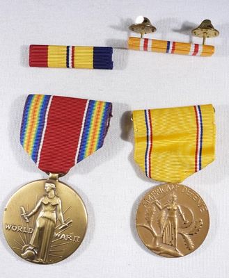 (4) WW2 Military Medals. American Defense WW2 1941, 1945 and two ribbons
