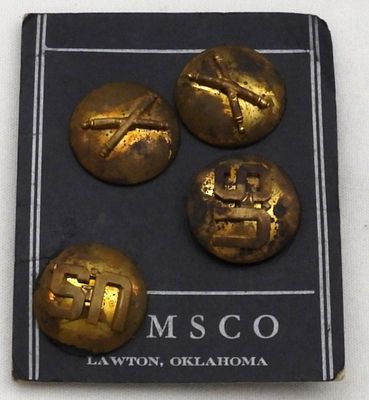 Set Of U.S. Artillery Corps Collar Discs. 2 U.S. discs, and 2 Artillery Corps discs