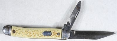 Kutmaster Two-Blade Folding Pocket Knife. Visit us on Facebook!