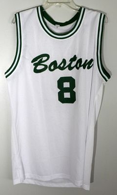 Kristaps Porzingis #8 Autograph Jersey Beckett. Signed on the back of the jersey. Beckett 