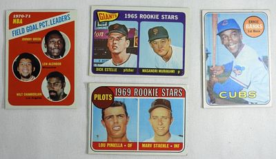 (4) TOPPS Baseball Cards. All in good condition, no creasing, corners are rounded.
