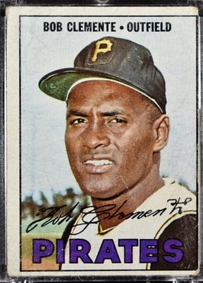 Bob Clemente TOPPS #400. Some creasing on the card, corners are rounded.