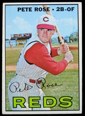 1967 TOPPS Pete Rose #430. 1967 in Good condition (does have some rounded edges)
