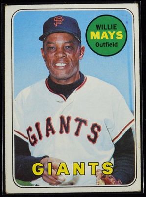1969 TOPPS Willie Mays #190. In G/VG condition, rounded corners and scuffs along the edges.