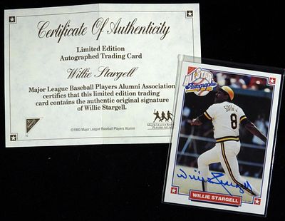 Nabisco Willie Stargell Signed Card. Comes with an unverified COA