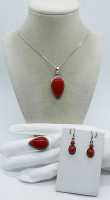Red Coral 925 Necklace, Ring & Earring Set. Red Coral sterling ring (size 7), Necklace 22" long 
