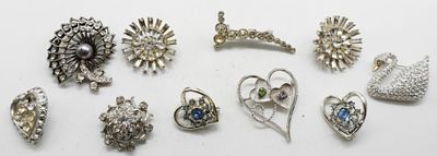 (10)Silver Tone Brooches. Some are Matching