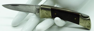 Camillus #2 Lock-Back Pocket Knife. Used. Small pocket knife with a wooden handle