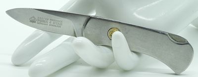 Puma 4 Star #280730 Lock-Back Pocket Knife. Silver handle lock-back pocket knife