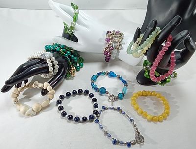 Jewelry Lot, 14 Pieces Mixed Beaded. Mixed collection includes faux pearl strands, rhinestone 