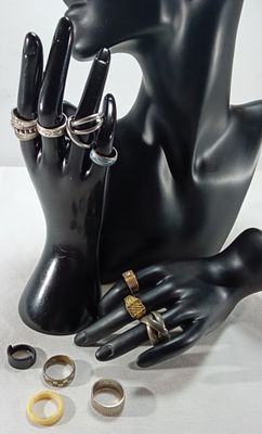 Mixed Ring Lot, 10 Pieces Mixed Silver/Gold Tone. Mixed lot includes silver-tone rings with 
