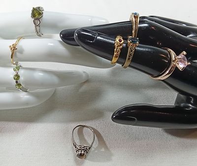 8-Piece Mixed Metal Tone Ring Lot, Rhinestones. Collection includes both gold-tone and 