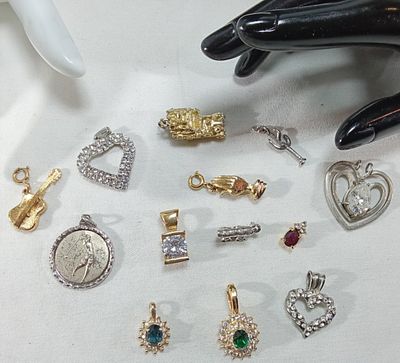 Jewelry Lot, 13 Pieces Mixed Silver/Gold To. Thirteen-piece collection featuring both 