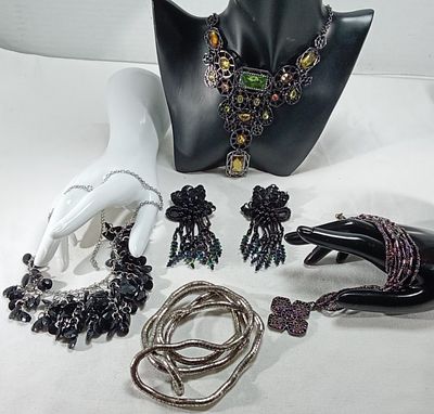 Silver-Tone Rhinestone Jewelry Set, 5 Pieces. Complete five-piece costume jewelry set featuring 