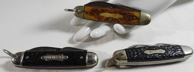 Folding Knife Lot - 3 Pieces. Collection of three vintage folding knives, including one with a 