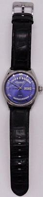Ingersoll Quartz Day-Date, Stainless Steel. Ingersoll quartz-movement wristwatch with stainless 