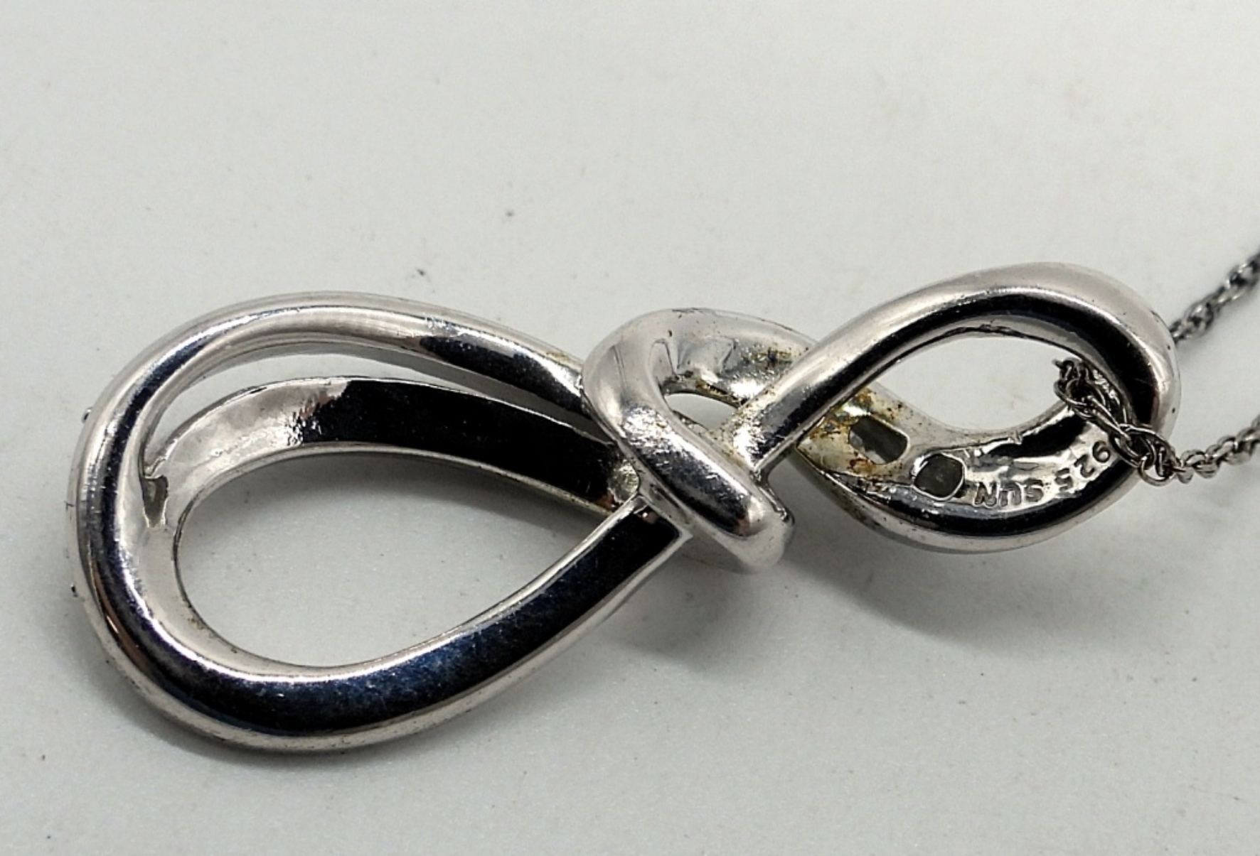 Sterling 1/10CTTW Diamond Pendant