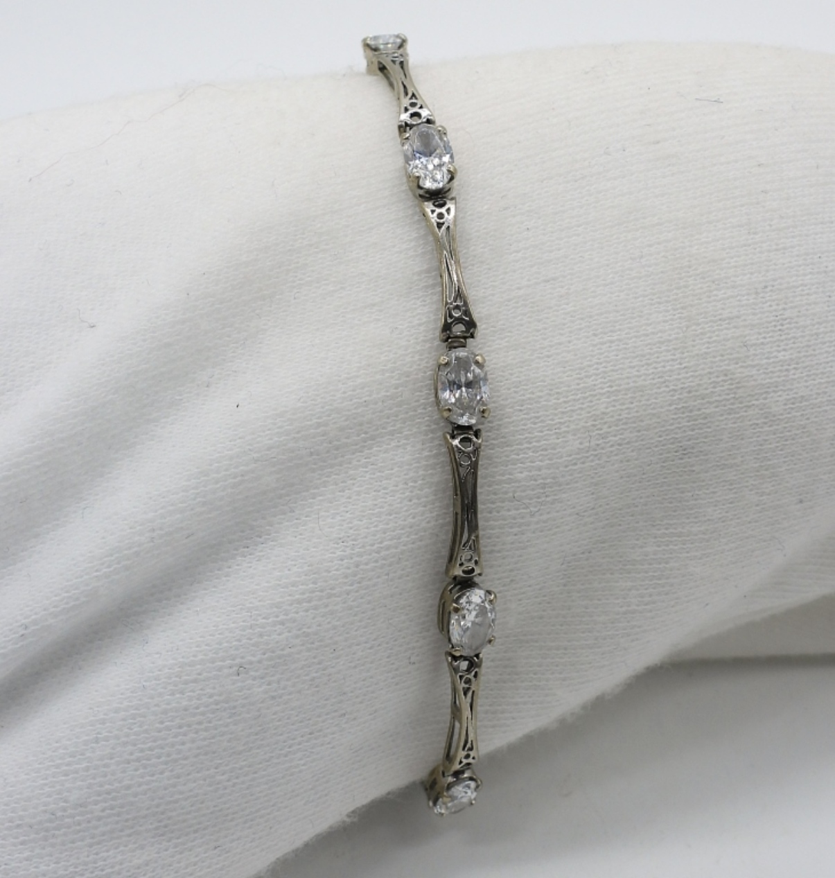 14k White Gold Tennis Bracelet