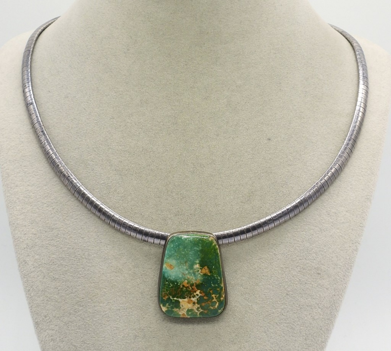 Green Turquoise Sterling Pendant & Chain