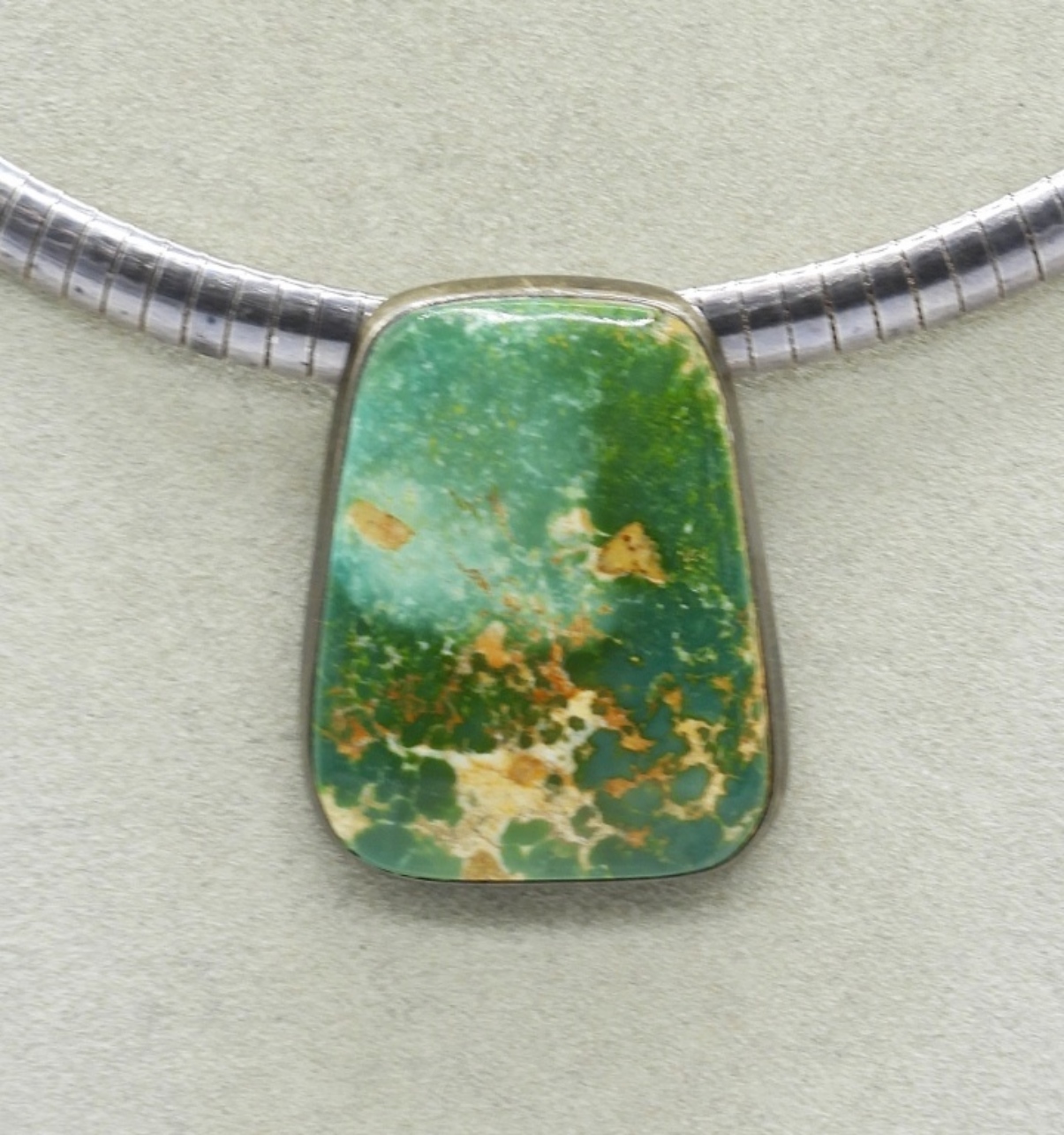 Green Turquoise Sterling Pendant & Chain