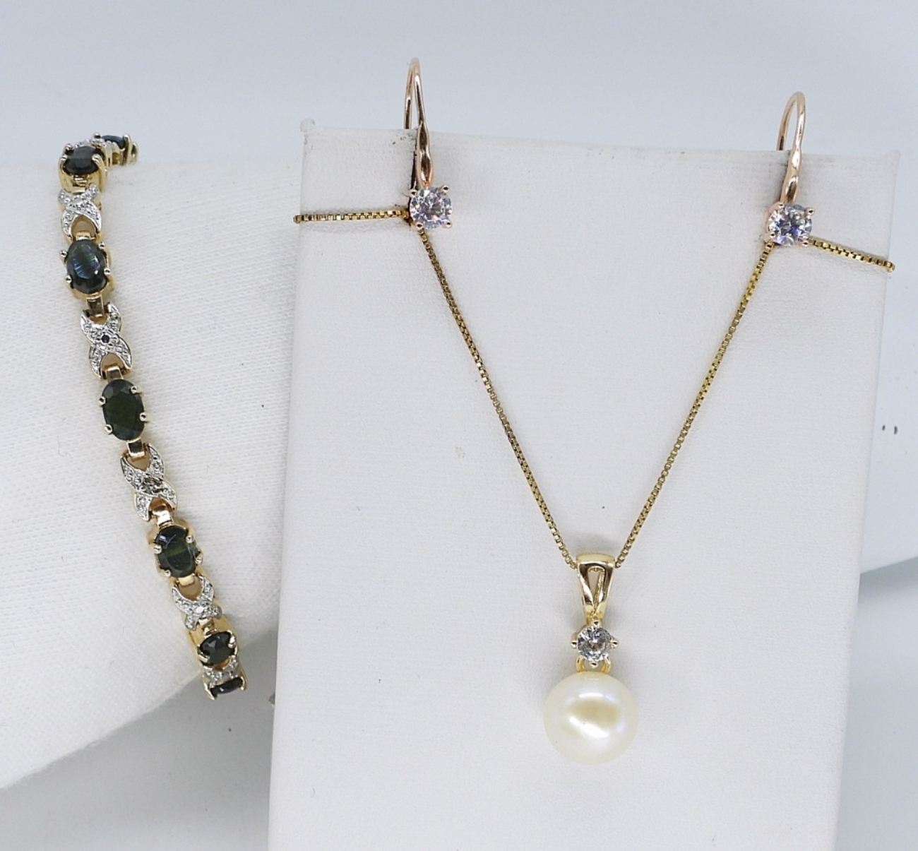Beautiful Gold Tone Necklace, Bracelet & More