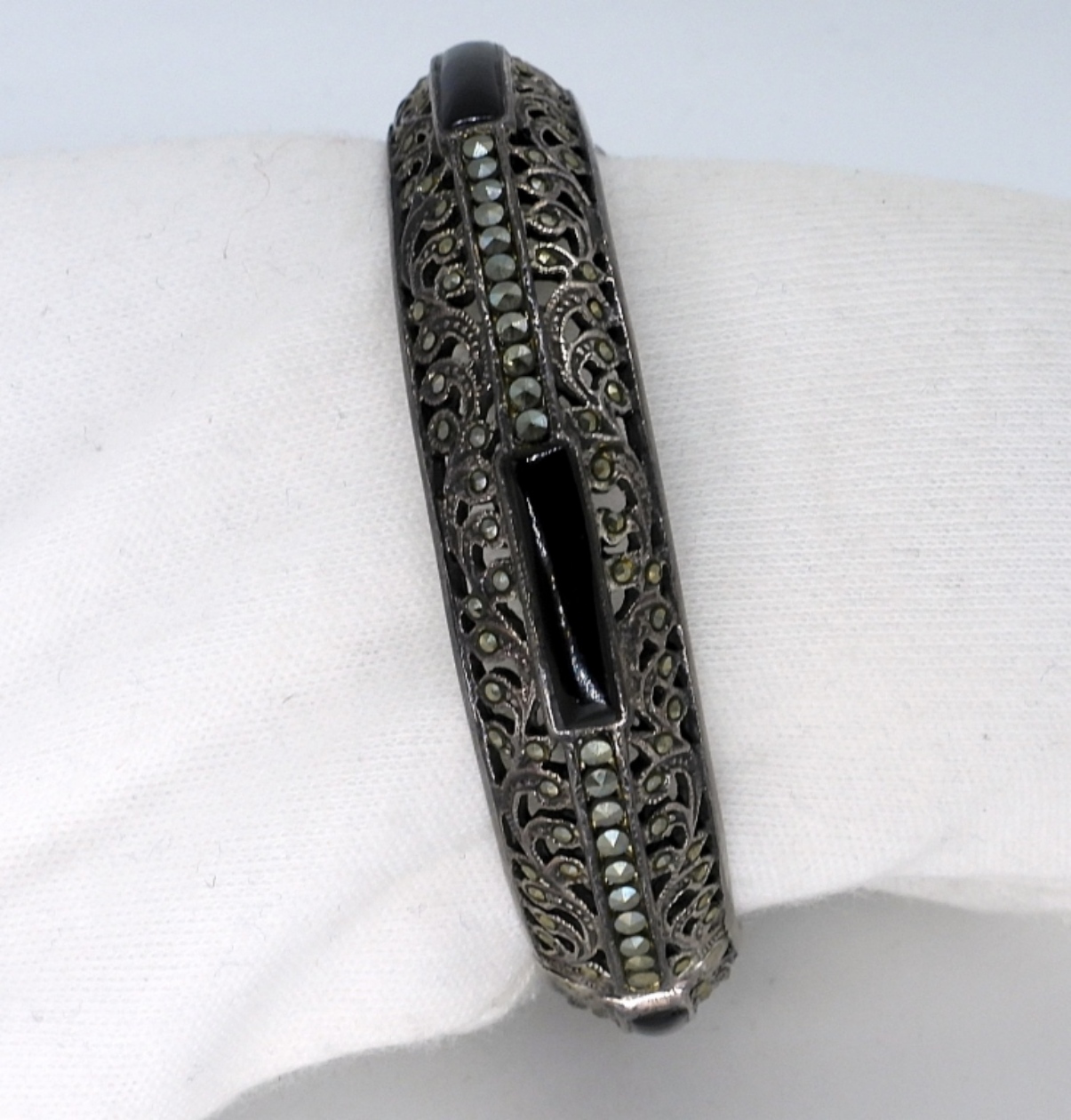 Vintage 925 Black Onyx & Marcasite Bracelet