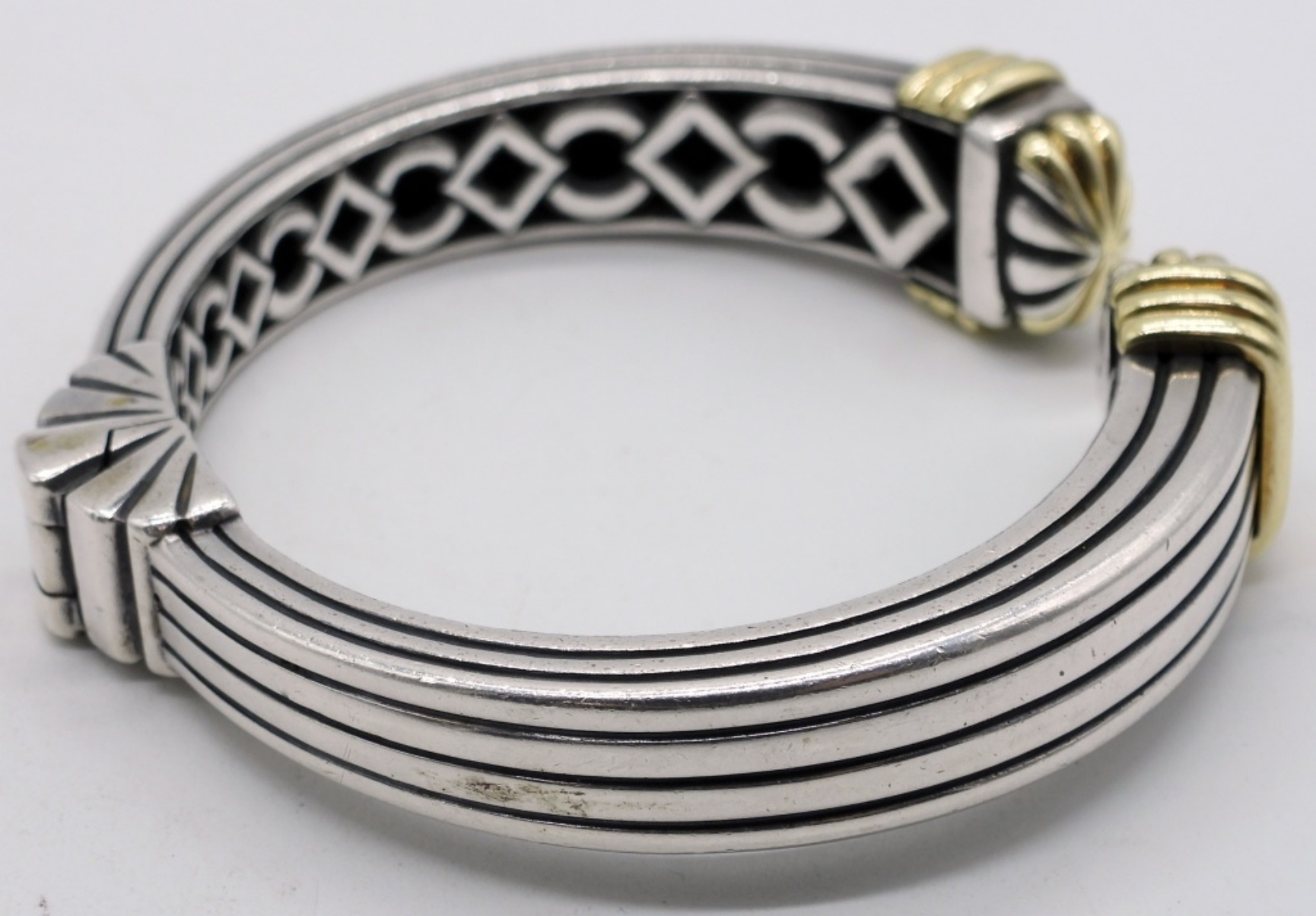 Lagos Caviar 925 & 750 Hinged Cuff Bracelet