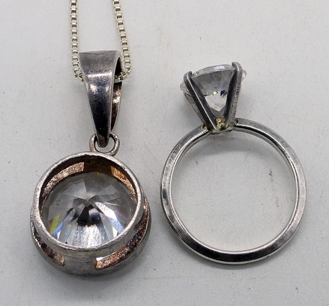 Beautiful Simulated Diamond 925 Set