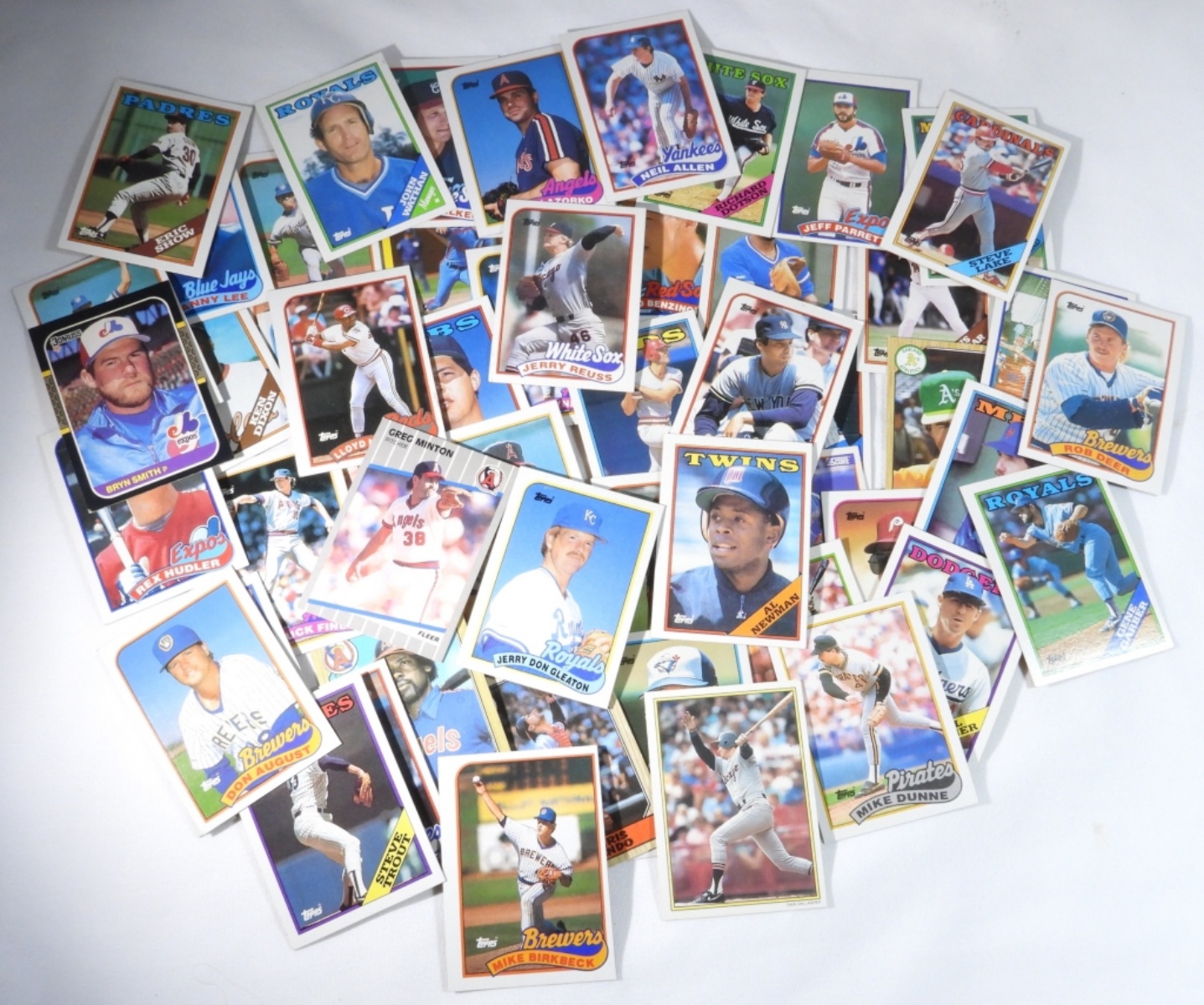 Lot of 50+ Baseball Cards, 1987-1990s