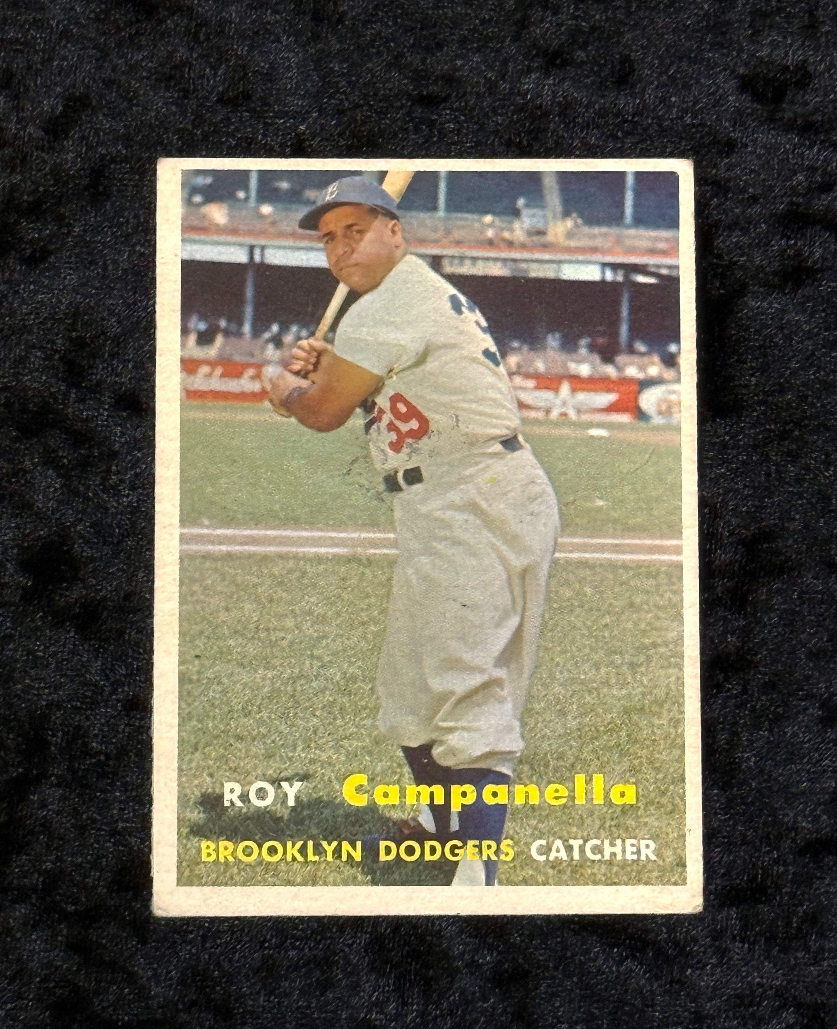 1957 Topps Roy Campanella #210