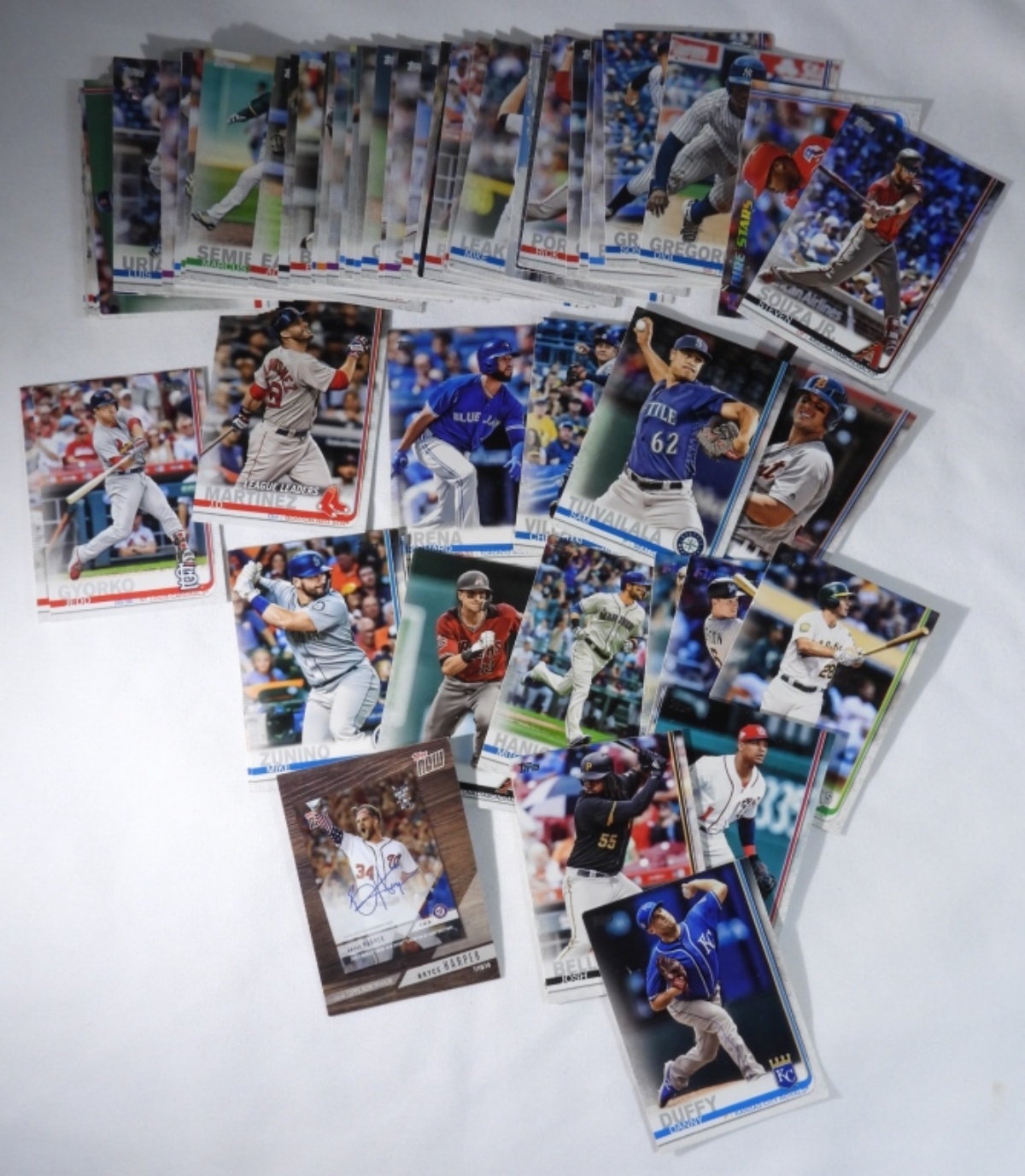 60+ 2019 Topps Baseball Cards Raw Lot