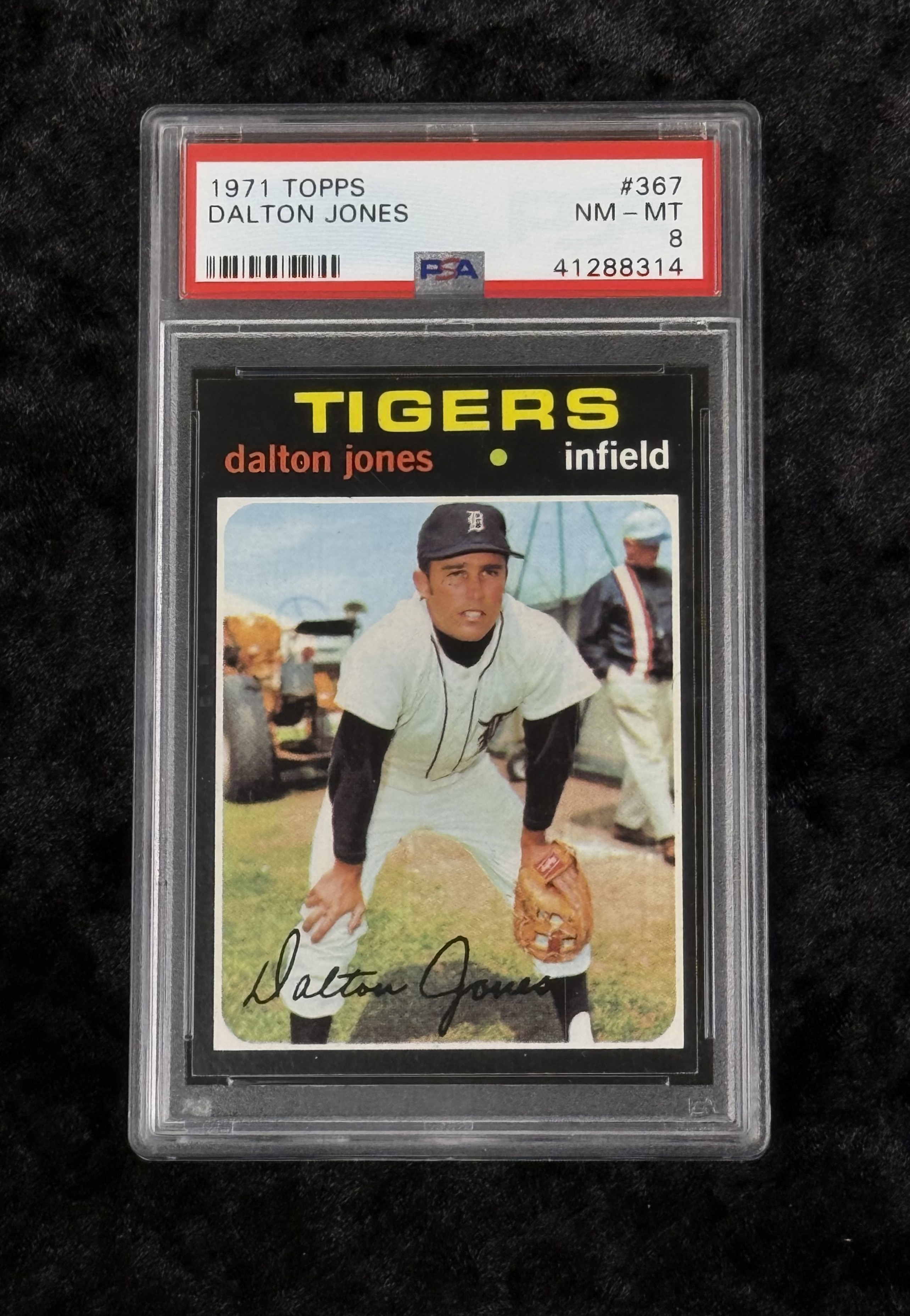 1971 Topps Dalton Jones #367 Card PSA 8 NM-MT
