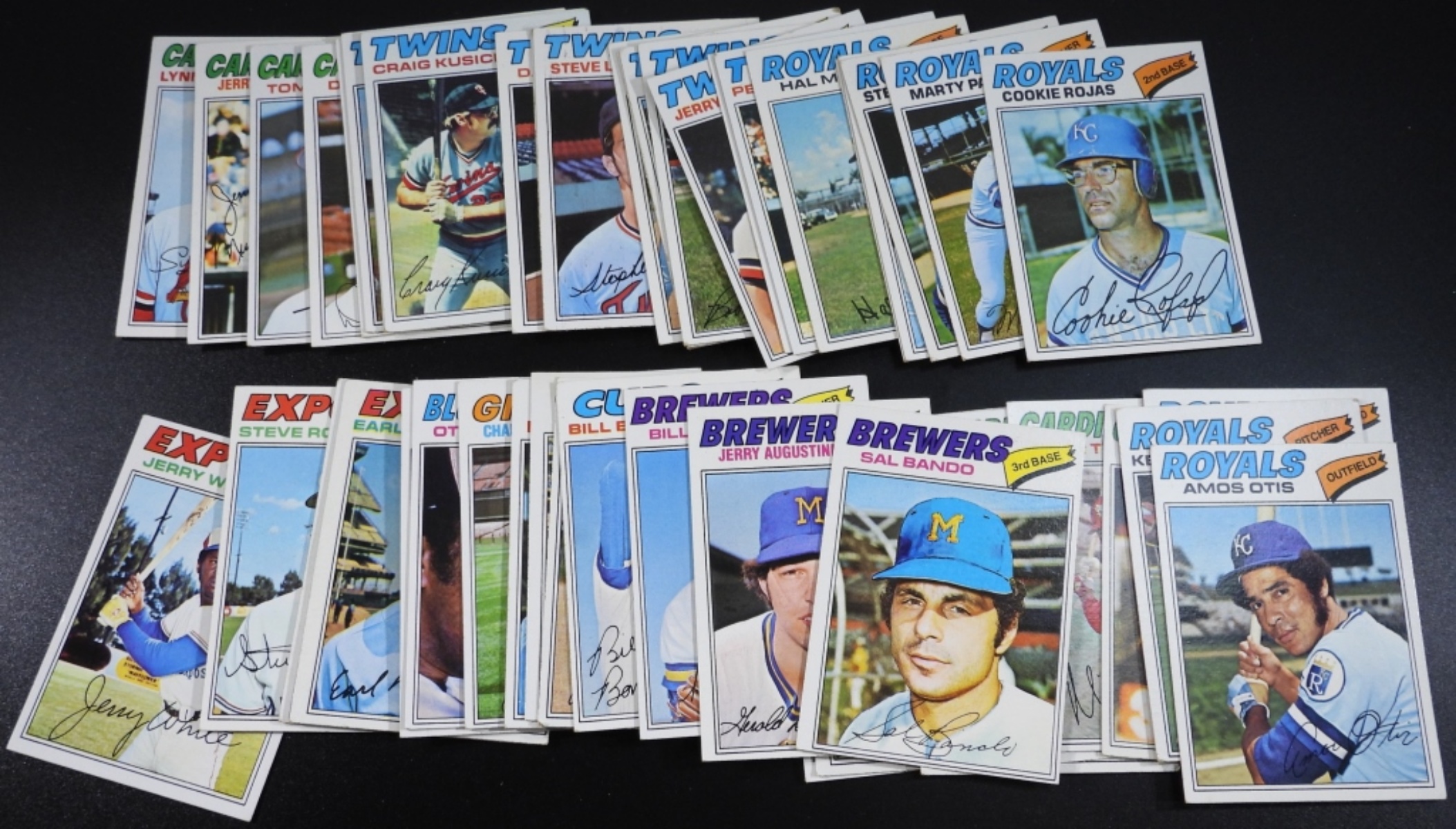 30+ Topps Baseball Cards, 1970s