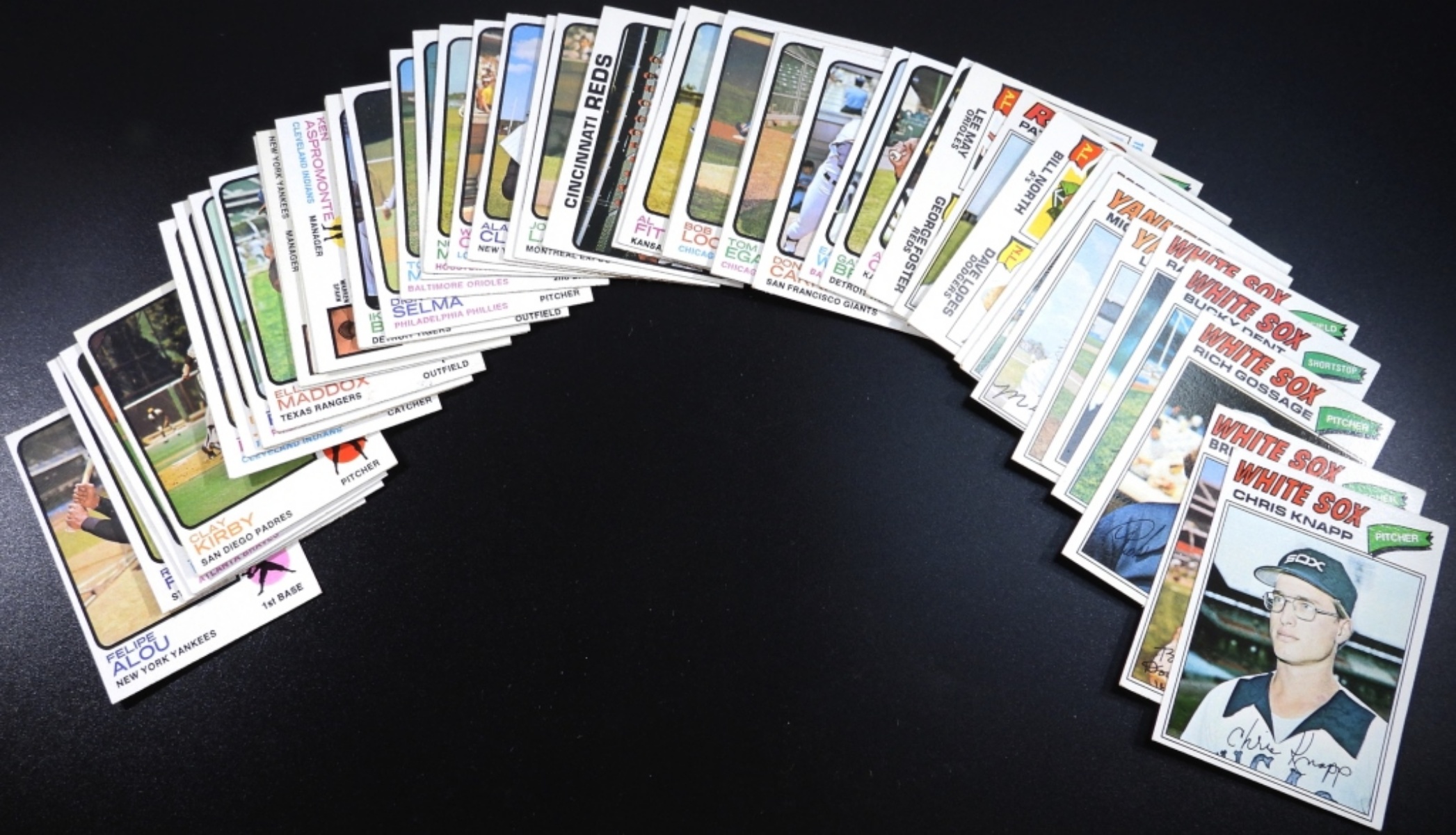 50 1970s Topps Baseball Cards Mixed Lot