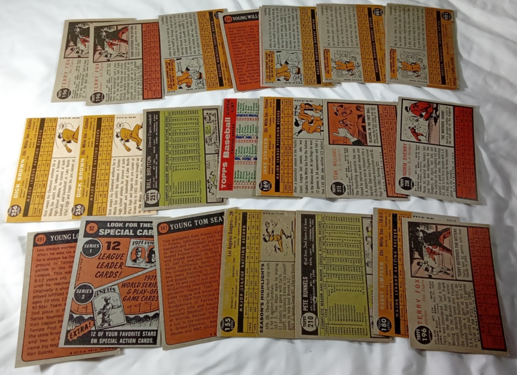 1960-72 Topps Baseball Card Lot (25), Raw