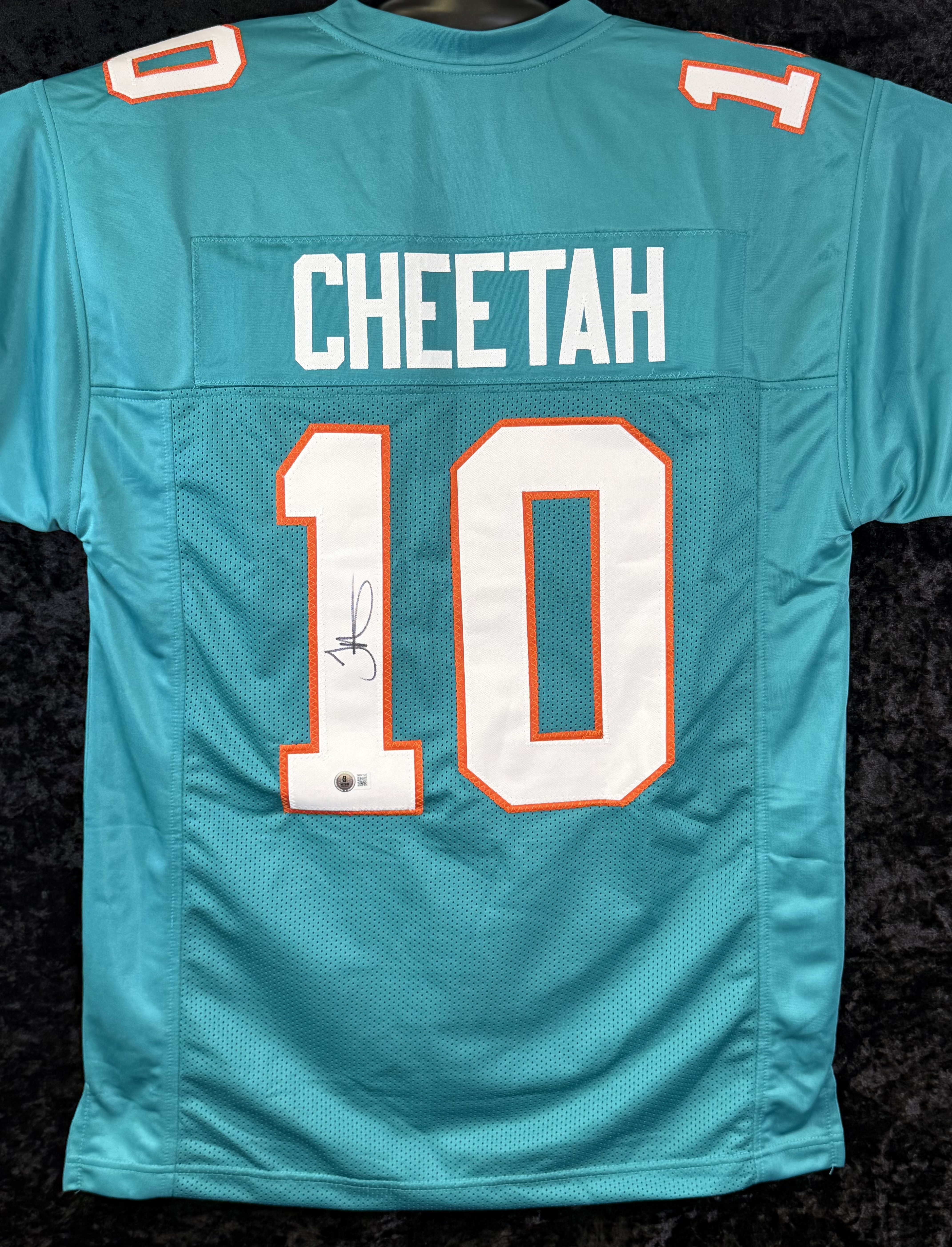 Beckett Tyreek Hill Signed Miami Dolphins #10