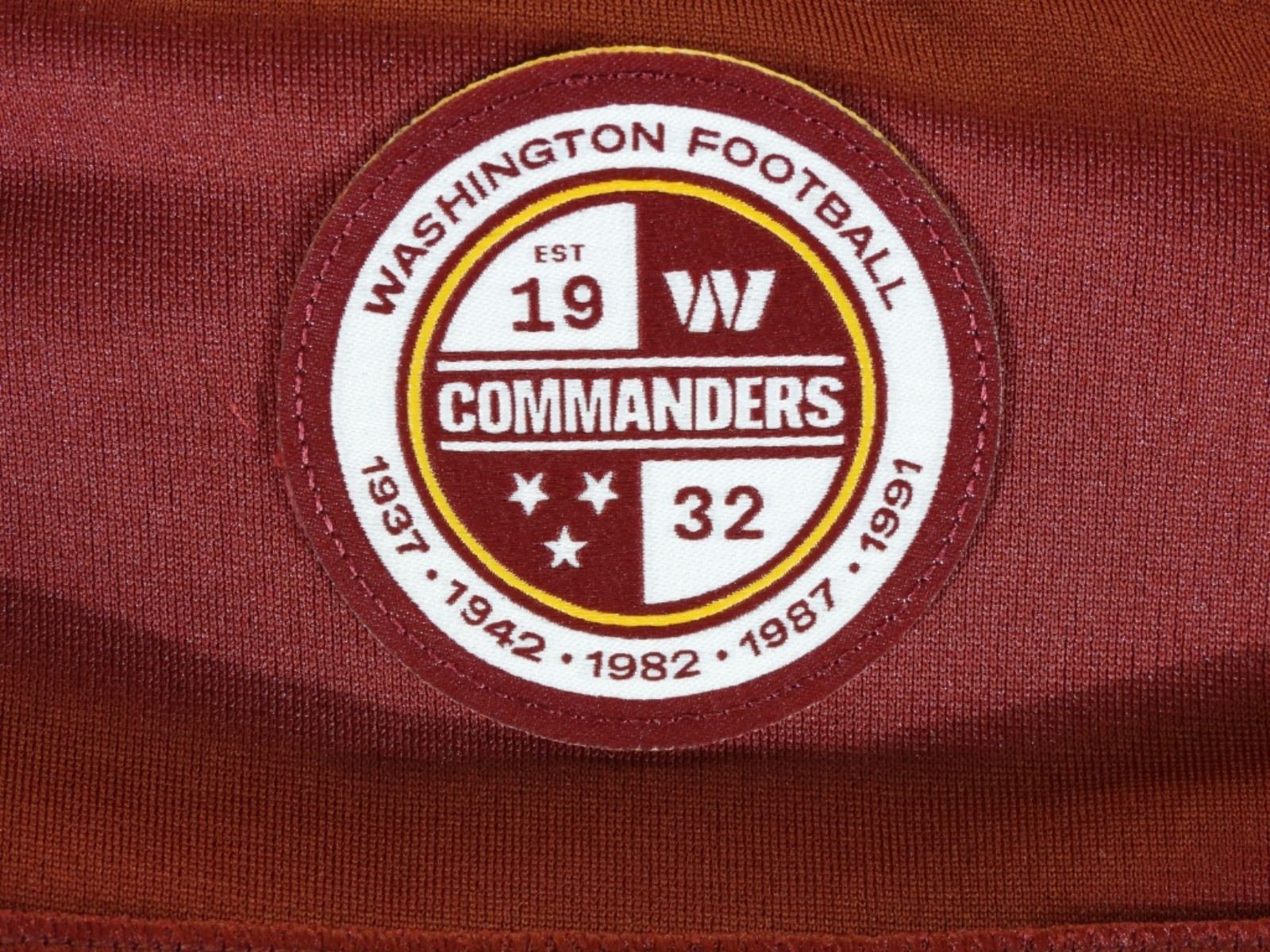 Sam Howell Signed Commanders Jersey #14 Beckett