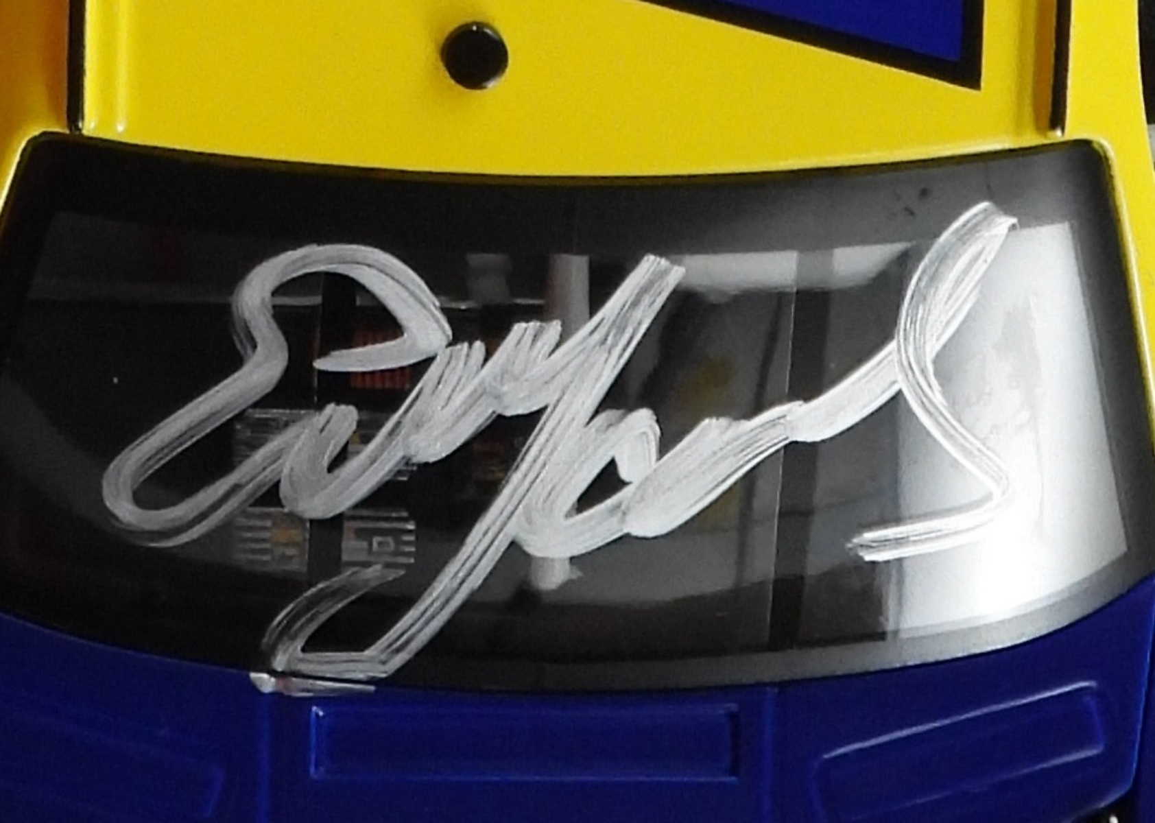 1:24 Scale Model Car #19 Elliot Sadler