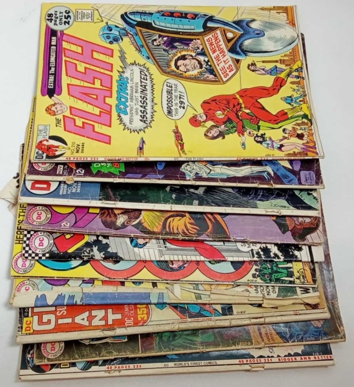 (10) DC Comics