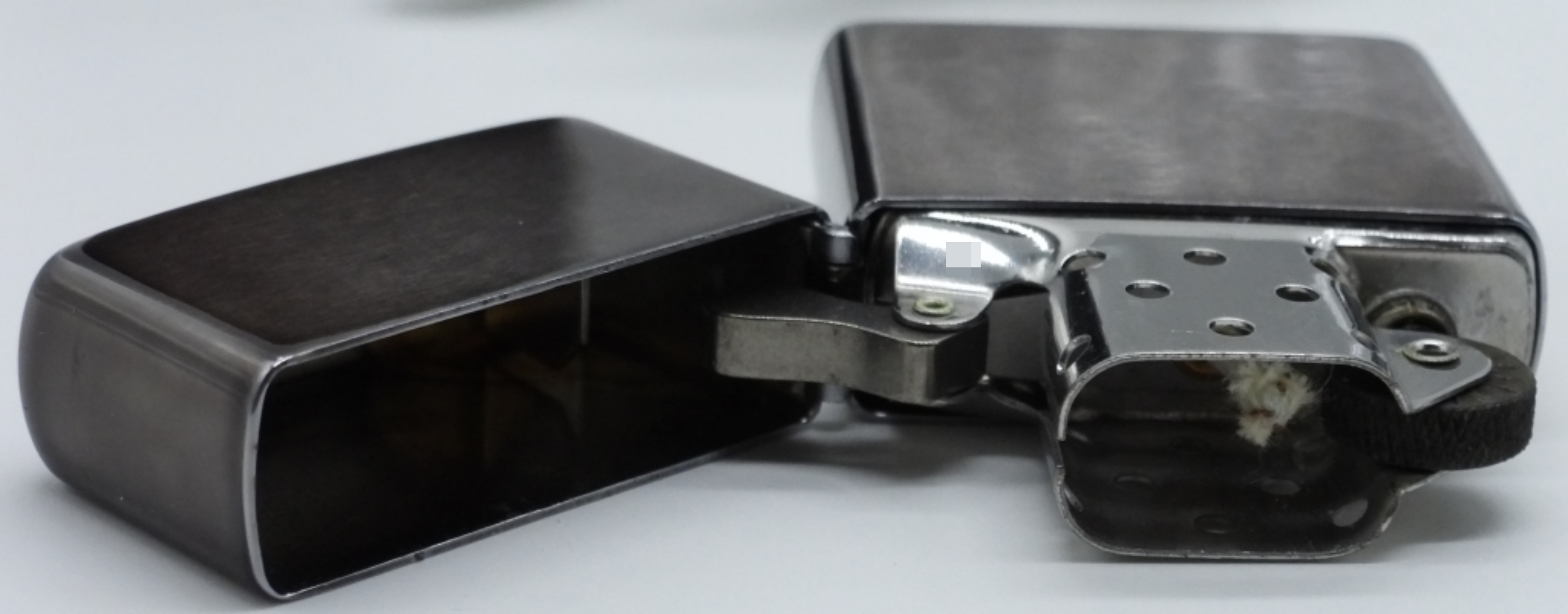 1992 Zippo Regular Black Ice Chrome Lighter