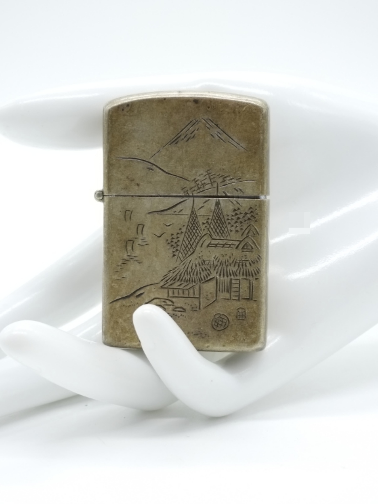 Silver 950 Japanese Scenic Lighter