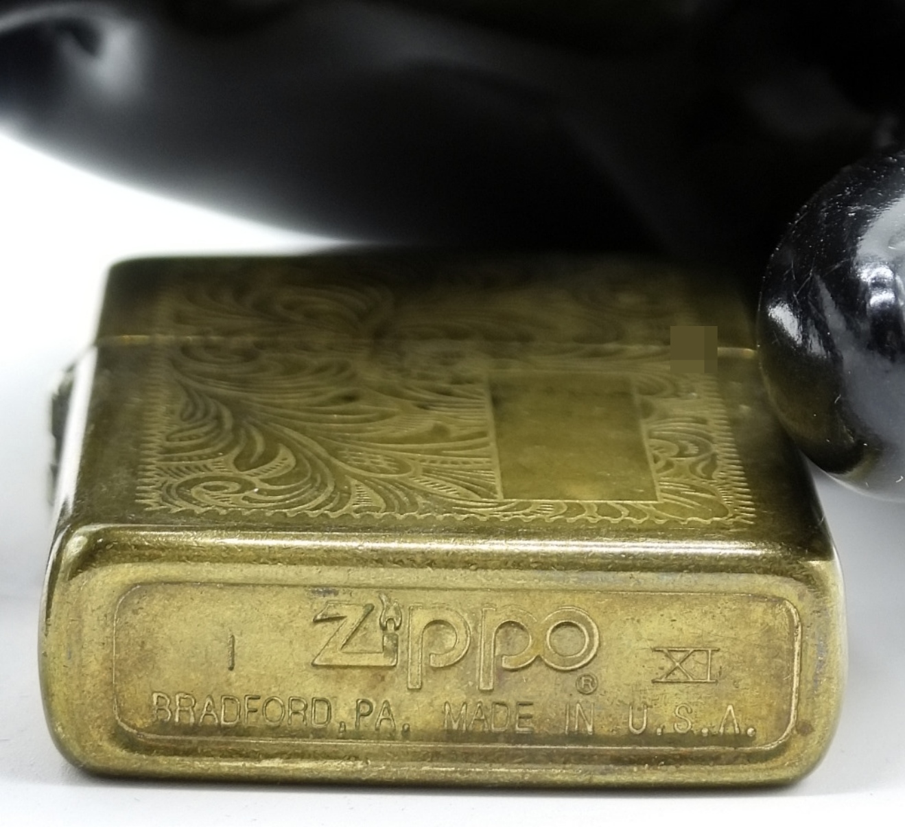 Zippo Venetian Pattern Brass Lighter
