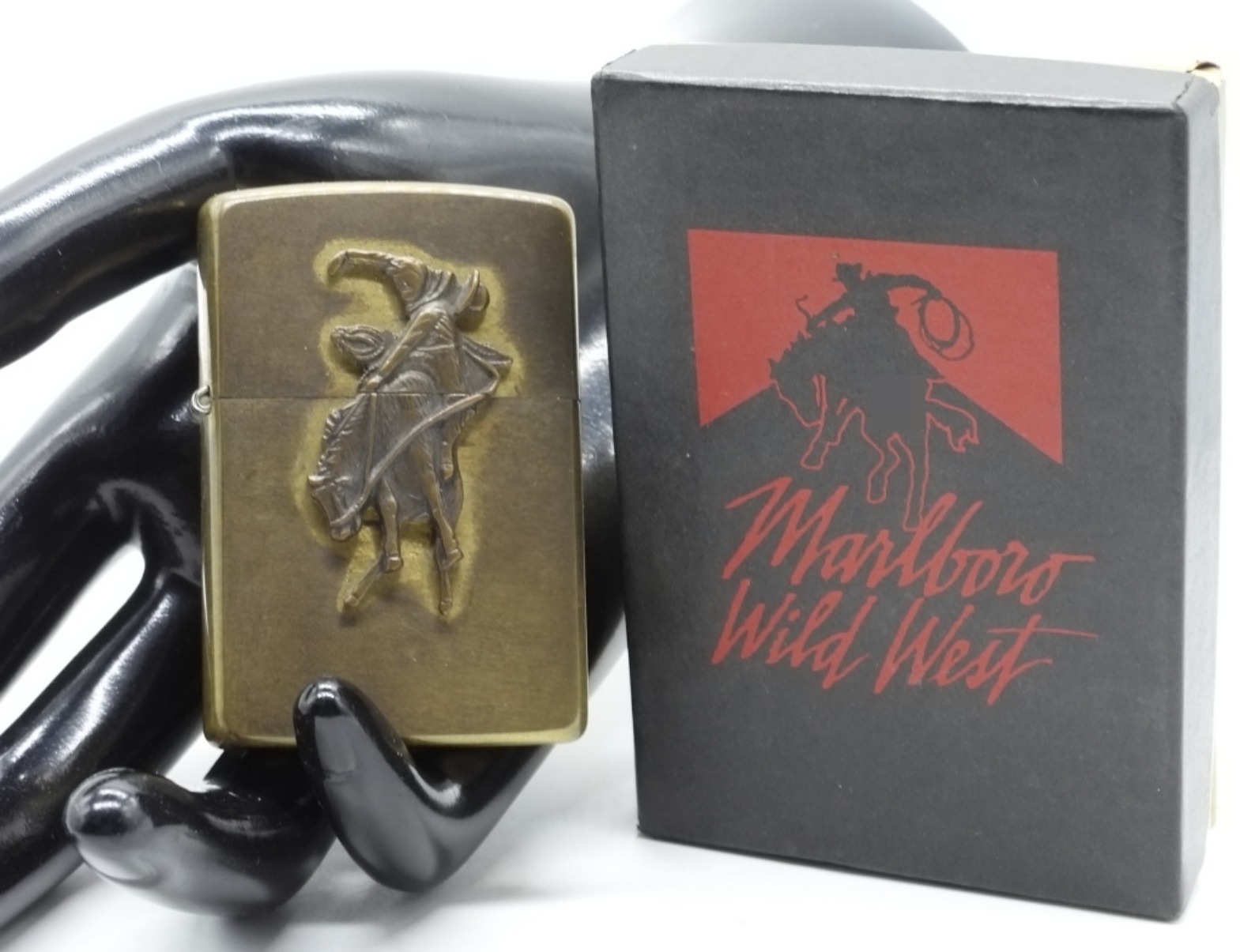 Marlboro Wild West Zippo Cowboy Emblem Brass