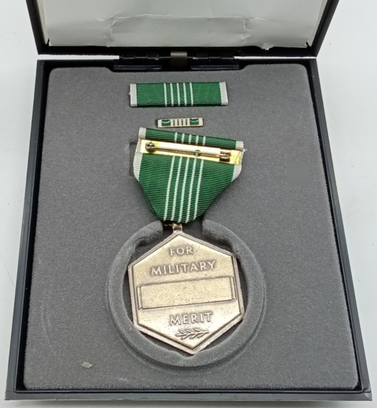 U.S. Army Commendation Medal Set With Ribbon Bar