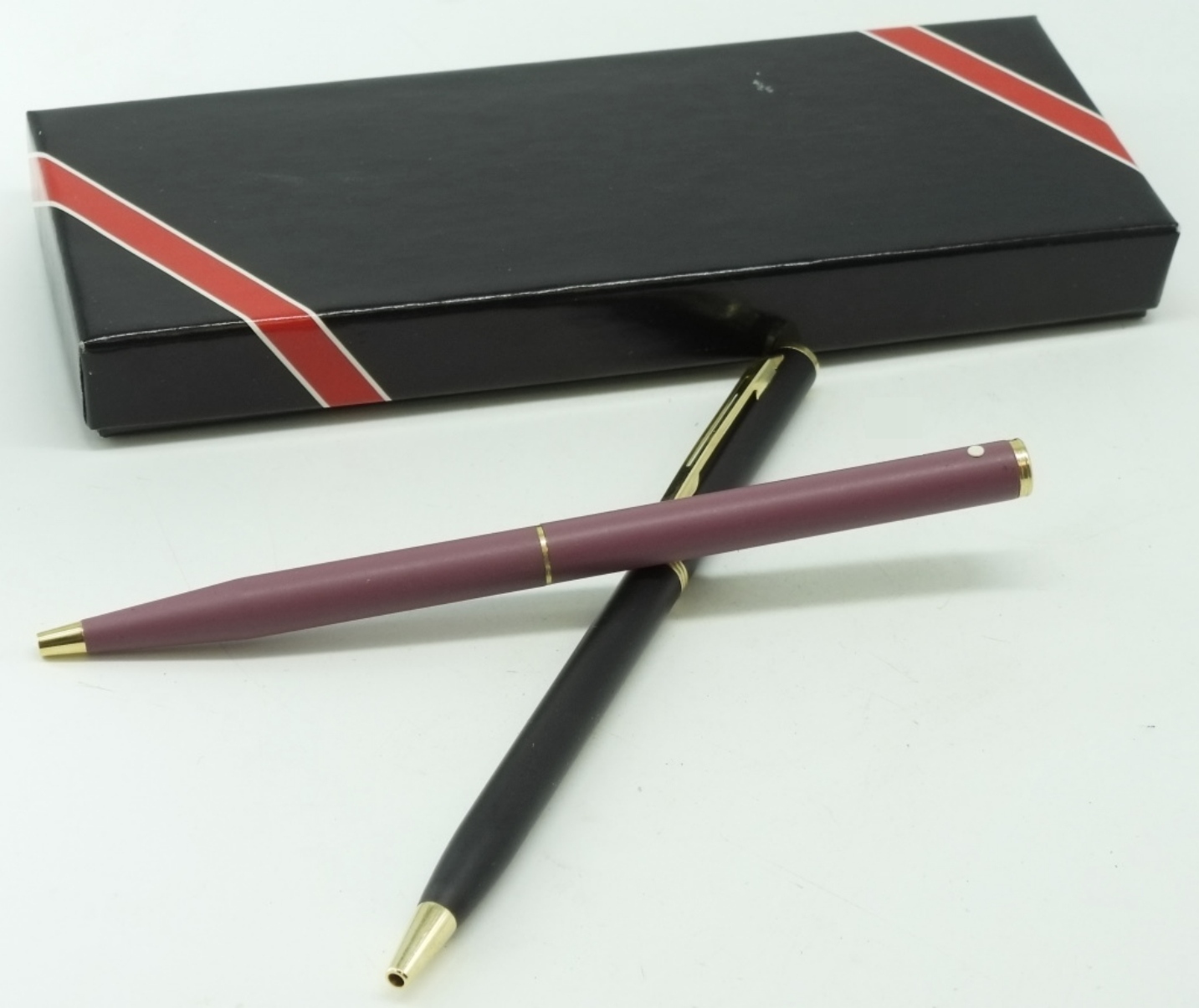 Vintage Ballpoint Pen Set, Black & Burgundy, Gold