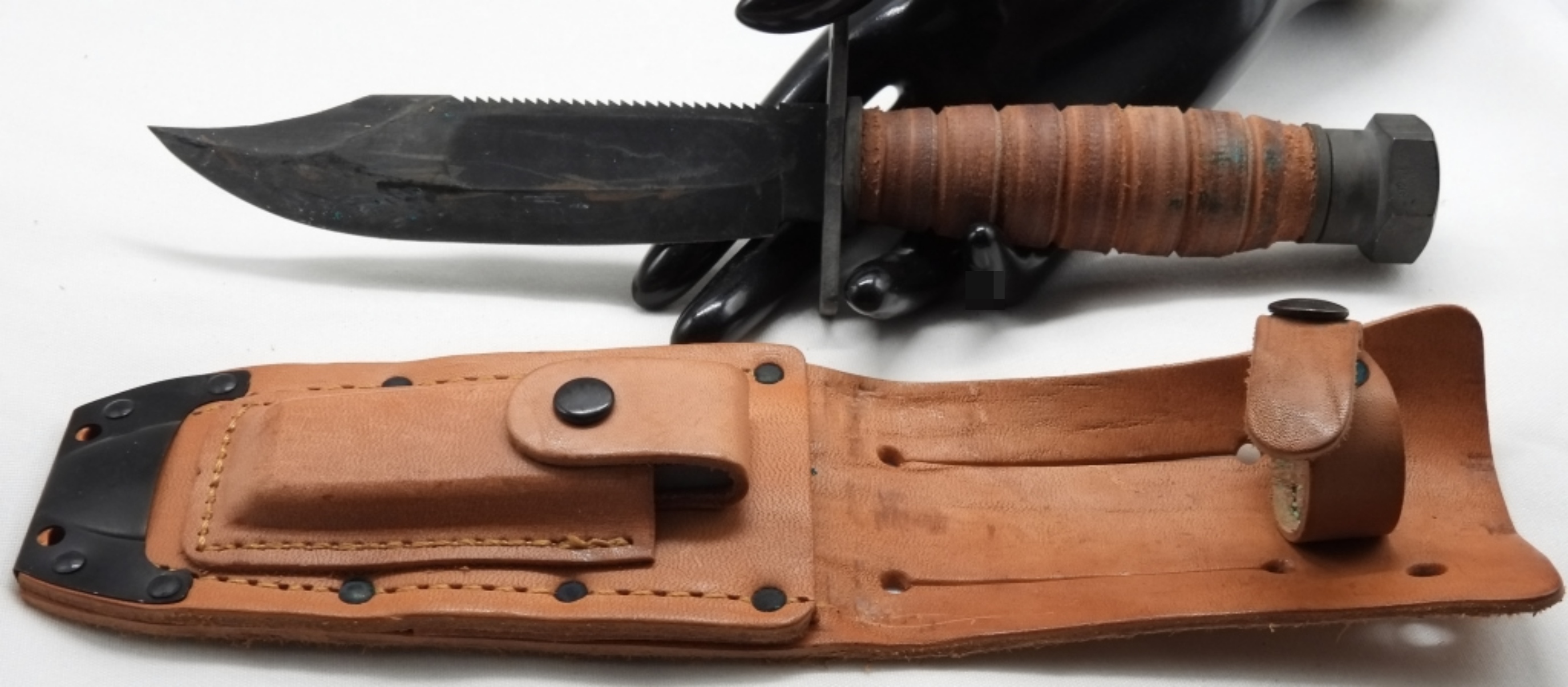 Fighting Knife with Leather Sheath