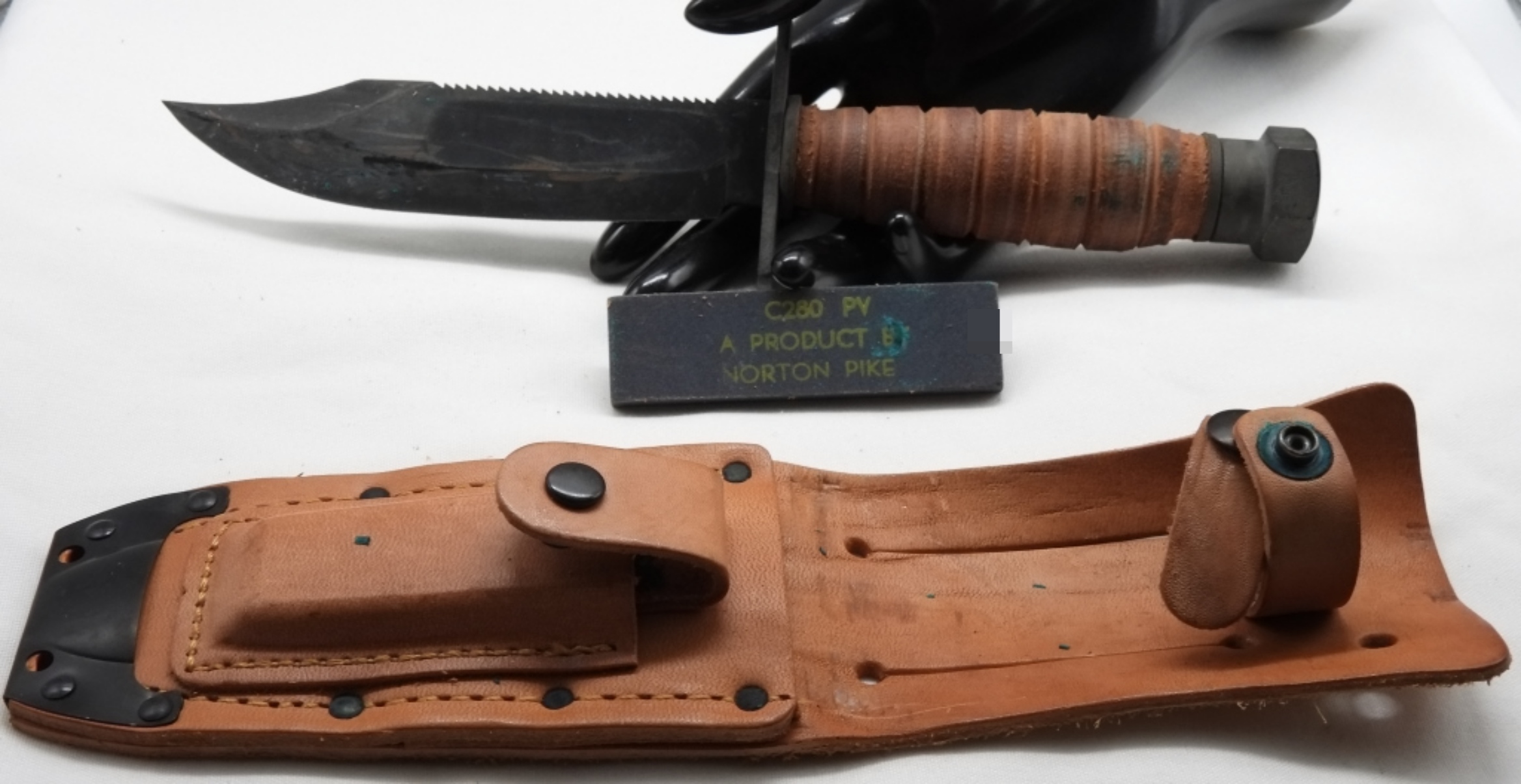 Fighting Knife with Leather Sheath