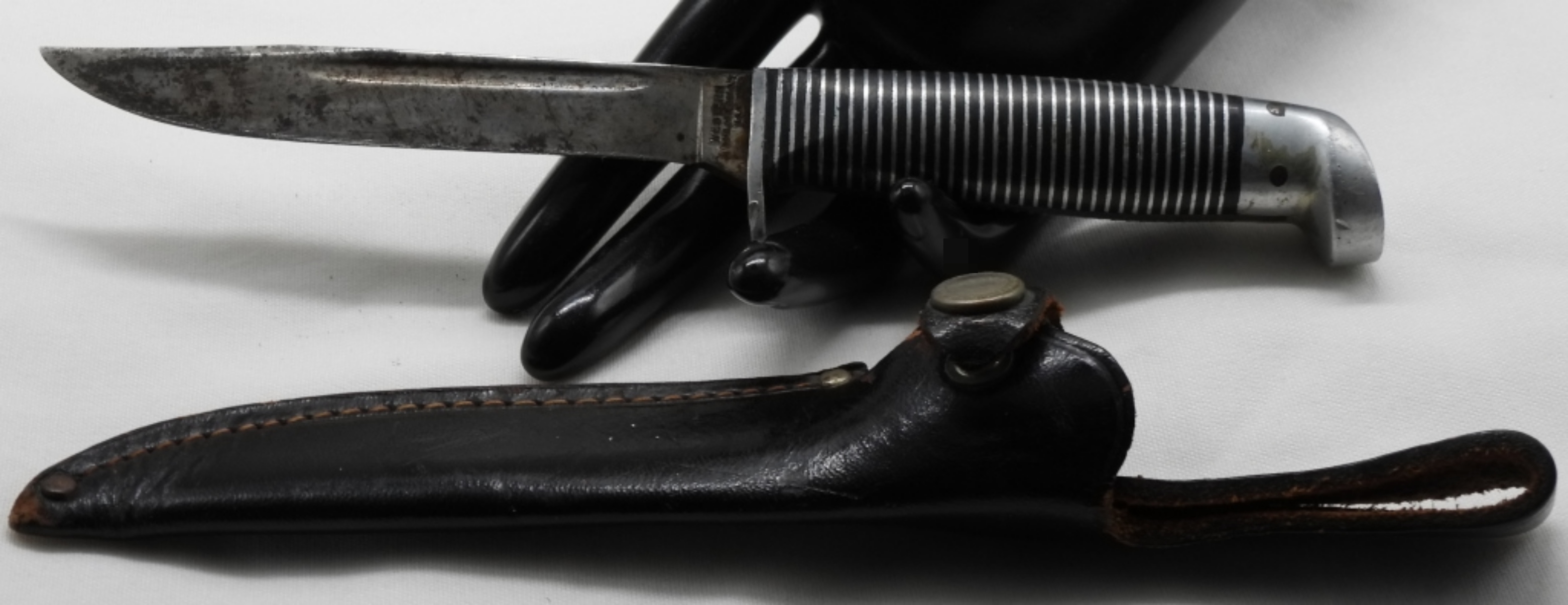 Western Theater Fighting Knife with Sheath