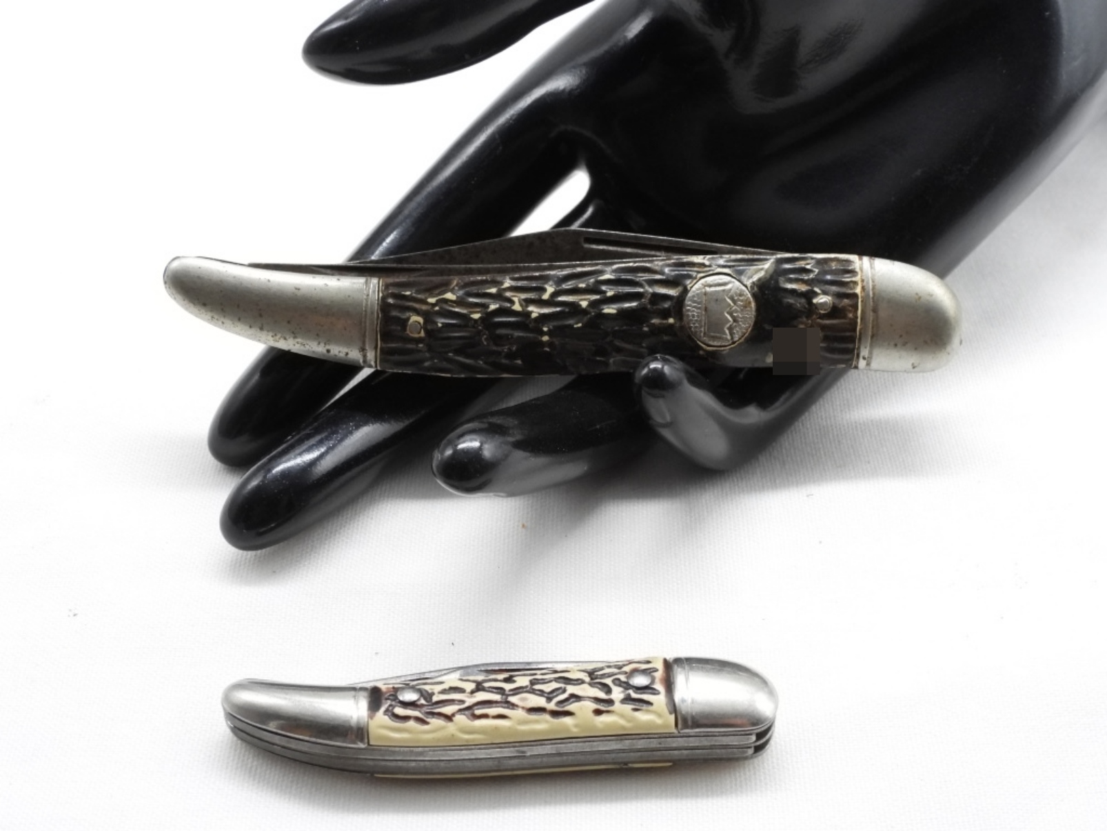 Imperial & Colonial Folding Knives, Jigged Bone