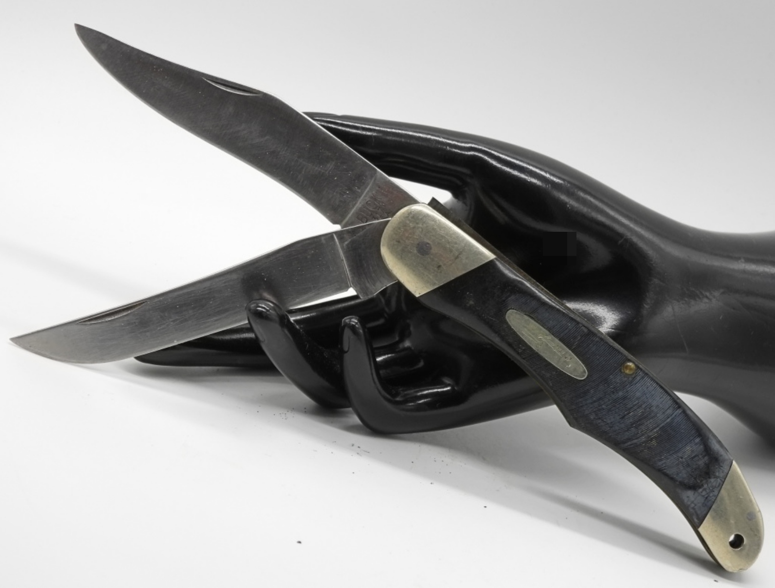 Buck 317 Hunter Fixed Blade Knife